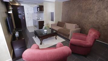 Presidential Suite | Living area | Smart TV