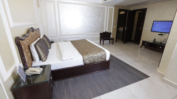 Presidential Suite | Peti besi dalam bilik, kalis bunyi, seterika/papan seterika 