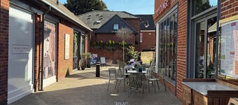 Cosy retreat in Ringwood New Forest Town Centre