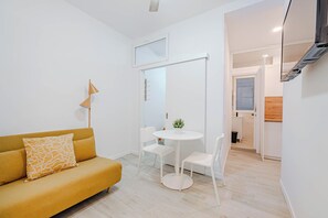 Living area - La Latina Gem Seasonal (Madrid)