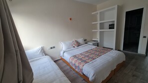 Classic Double Room | In-room safe, blackout drapes, free WiFi