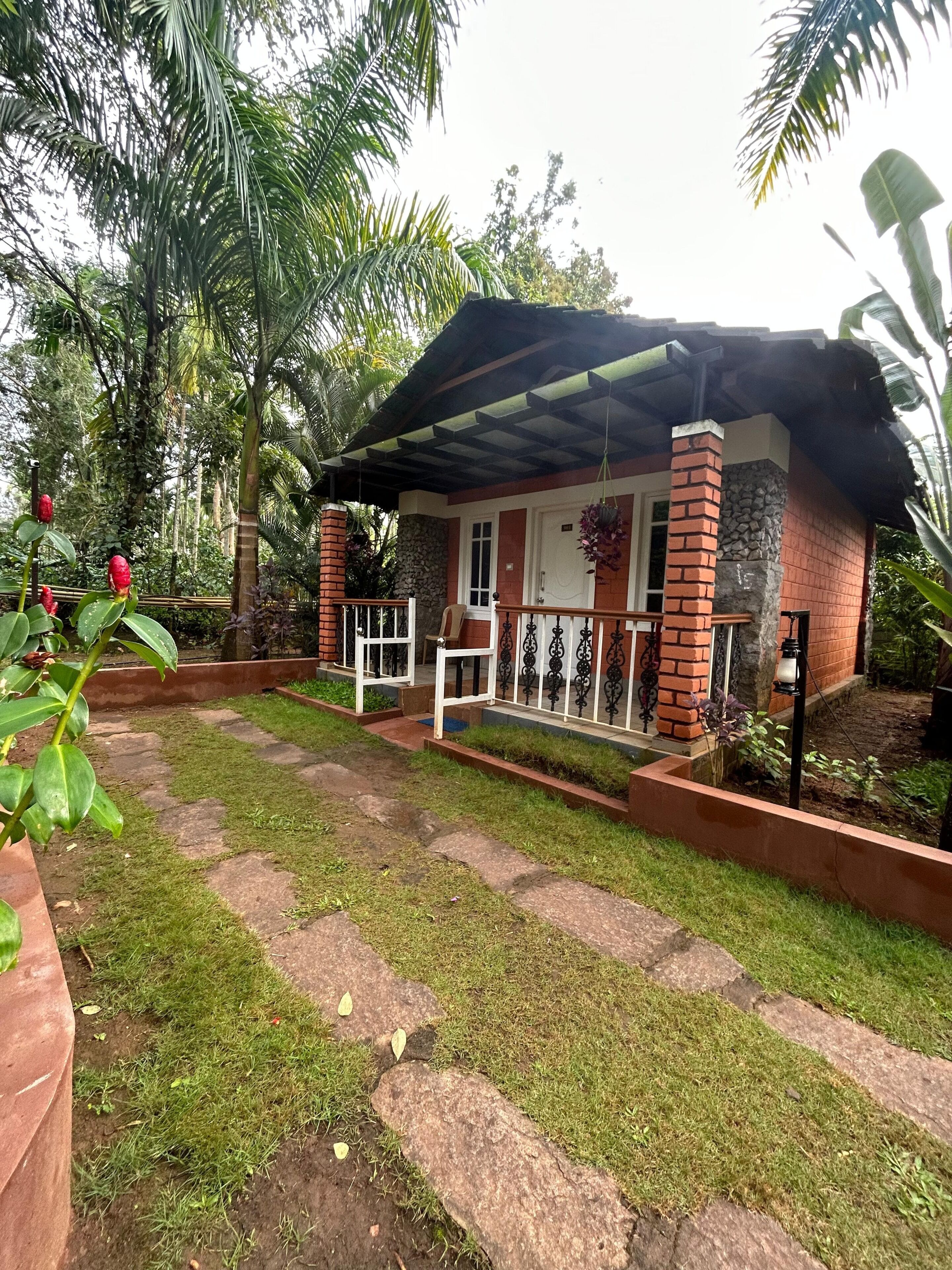 Family Cottage, Patio, Garden View | Individually furnished, desk, laptop workspace, free WiFi