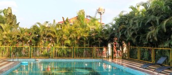 Plumeria Resort