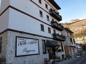 Front of property - Albergo Seggiovia Scanno (Scanno)