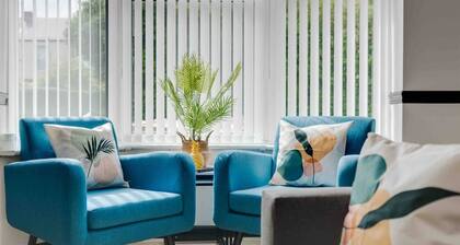 10Min Walk to Stadium | SofaBed | W/M & Dishwasher