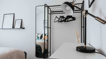 3 soverom, strykejern/-brett, reiseseng for barn og wi-fi (inkludert)