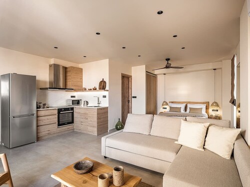 Nomada 1 | Chania City Center