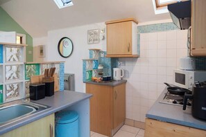 Fridge, microwave, oven, toaster