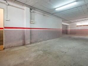 Interior - R142 Manila Resort Centrales (Calafell)