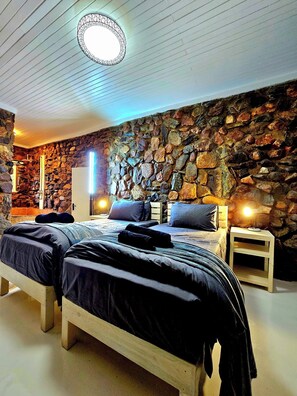 Spa - Luxury Guesthouse Co @ FlintstoneHouse
5bedroom house in phenomenal Marloth Park (Marloth Park)