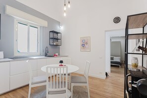 Machine à expresso, cafetière/bouilloire, bouilloire électrique, épices