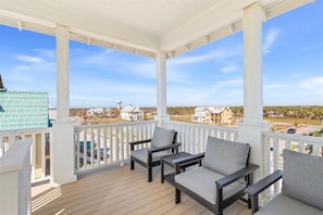 Property grounds - Modern Coastal Beach Home @ Cinnamon Shore South W/ 20+ Resort-like Amenities (Port Aransas)