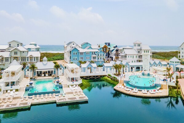UppvÀrmd pool