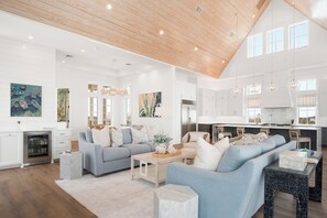 Smart TV, fireplace, DVD player, books