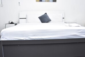 In-room safe, desk, laptop workspace, blackout drapes - SD HAVENS (Lagos)