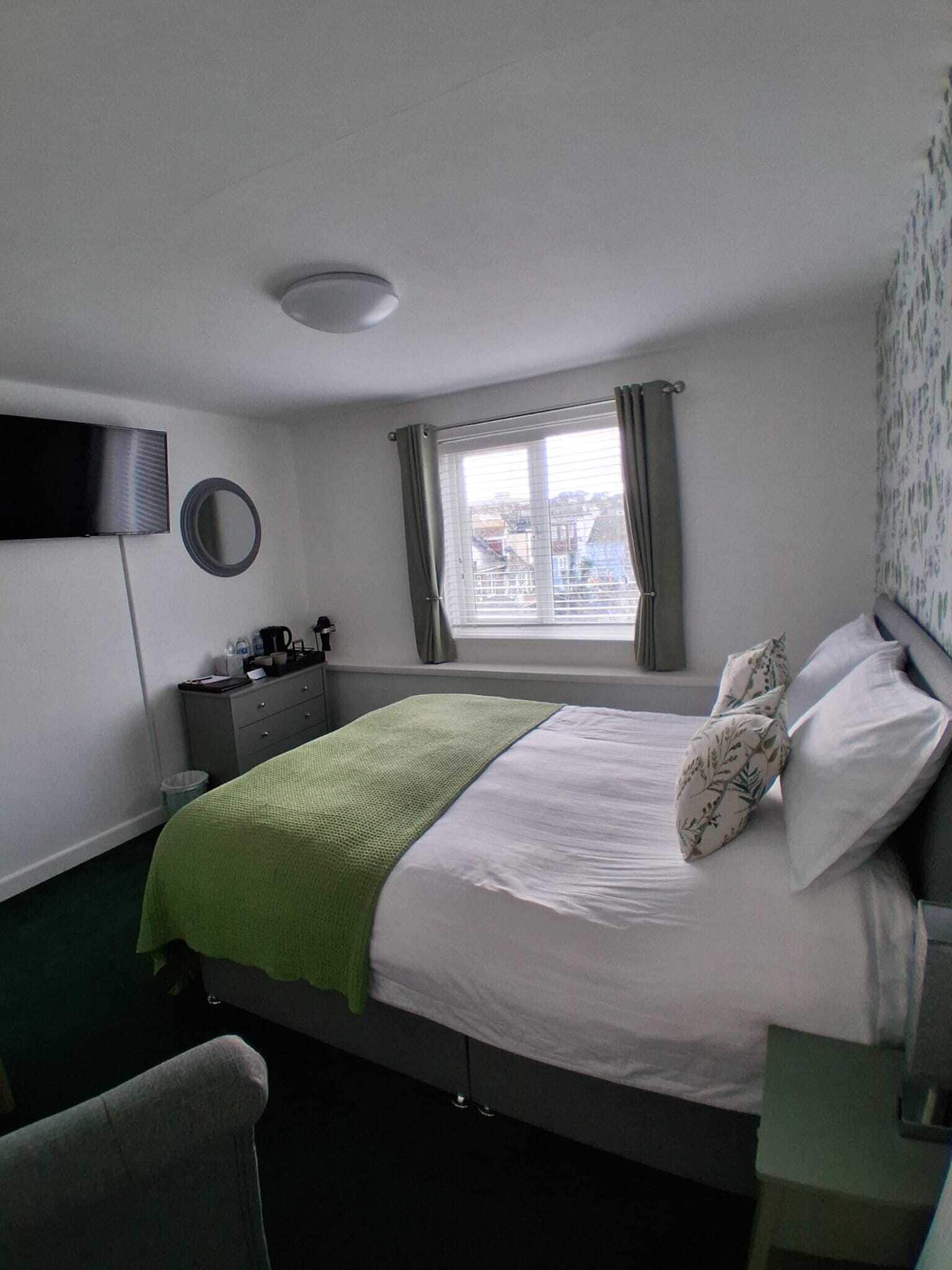 Superior Double Room | Iron/ironing board, free WiFi