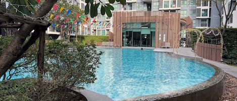 Utomhuspool