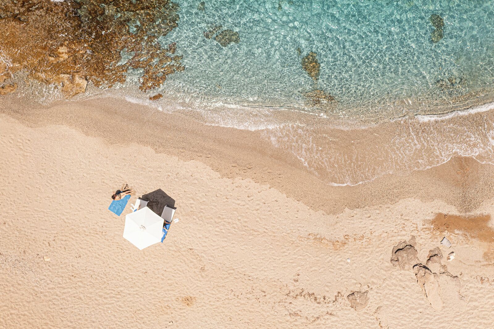 كراسي للتشمس، مناشف للشاطئ