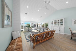 Smart TV - Sancroft: Stunning Pool Home w Direct Water Access (Sanibel)