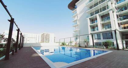 Bloomfields Euphoric STU in Oasis Masdar