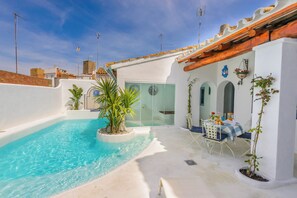 Casa, 4 camere da letto, fumatori, piscina privata | Piscina | Piscina all'aperto