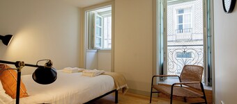 Castelo Superior Two Bedroom Apartment 