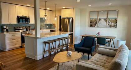 NEW Stunning Home-close to Beaches-pet Friendly