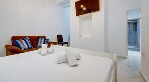 1 habitación, wifi y ropa de cama