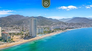 Apartment, Accessible - Luxury Oceanfront Studio - Beach - Pools - Gym (Puerto Vallarta)