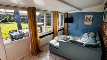 Télévision, cheminée