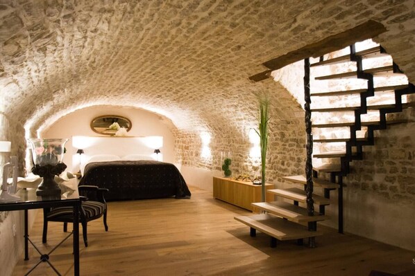 1 bedroom, iron/ironing board, free WiFi, bed sheets - Beautiful T2 hypercentre private courtyard (La Rochelle)