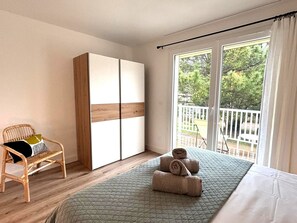 1 غرفة نوم ومكواة/لوح كي وواي فاي مجانًا وملاءات أسرّة