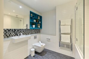 Apartment - The Southwark Heights -modern 3-bedroom Flat With City Views (London)