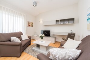 TV - Sargas Suite 4 with garden view (Novalja)