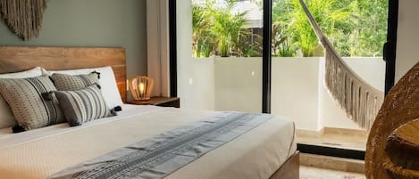 1 bedroom, desk, free WiFi, bed sheets