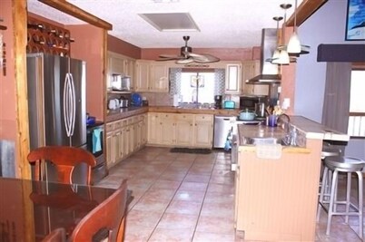 1264 Port South - Grand Views and a Grand House!