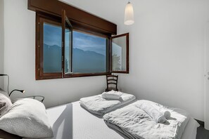 Family Apartment, Multiple Bedrooms (Casa Dei Nonni Tremosine 2) | 2 bedrooms, free WiFi, bed sheets