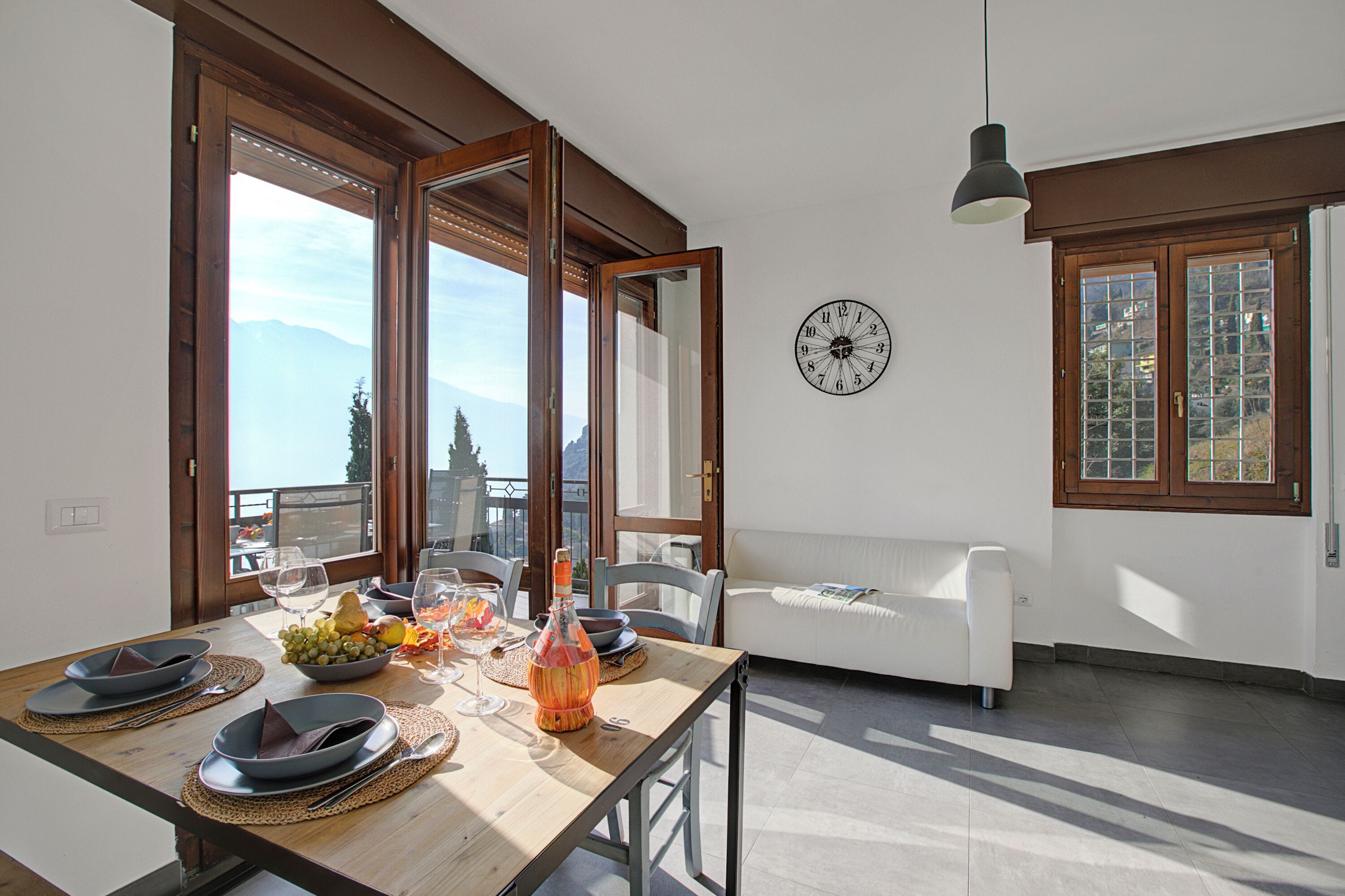 Family Apartment, Multiple Bedrooms (Casa dei Nonni Tremosine 1) | Living area | 21-inch Smart TV with satellite channels