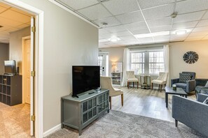 Apartment (1 Bedroom) | Interior