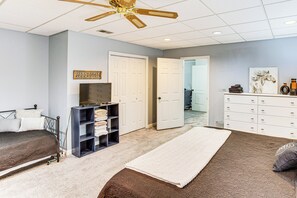 Apartment (1 Bedroom) | Interior - Rustic Cowboy Ranch Retreat: Stay Near Nashville (Antioch)