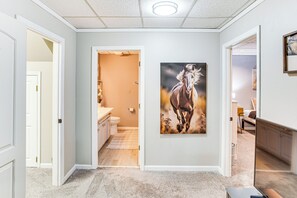 Apartment (1 Bedroom) | Interior