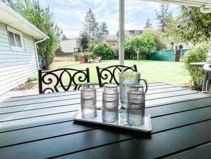 تناول الطعام بالخارج