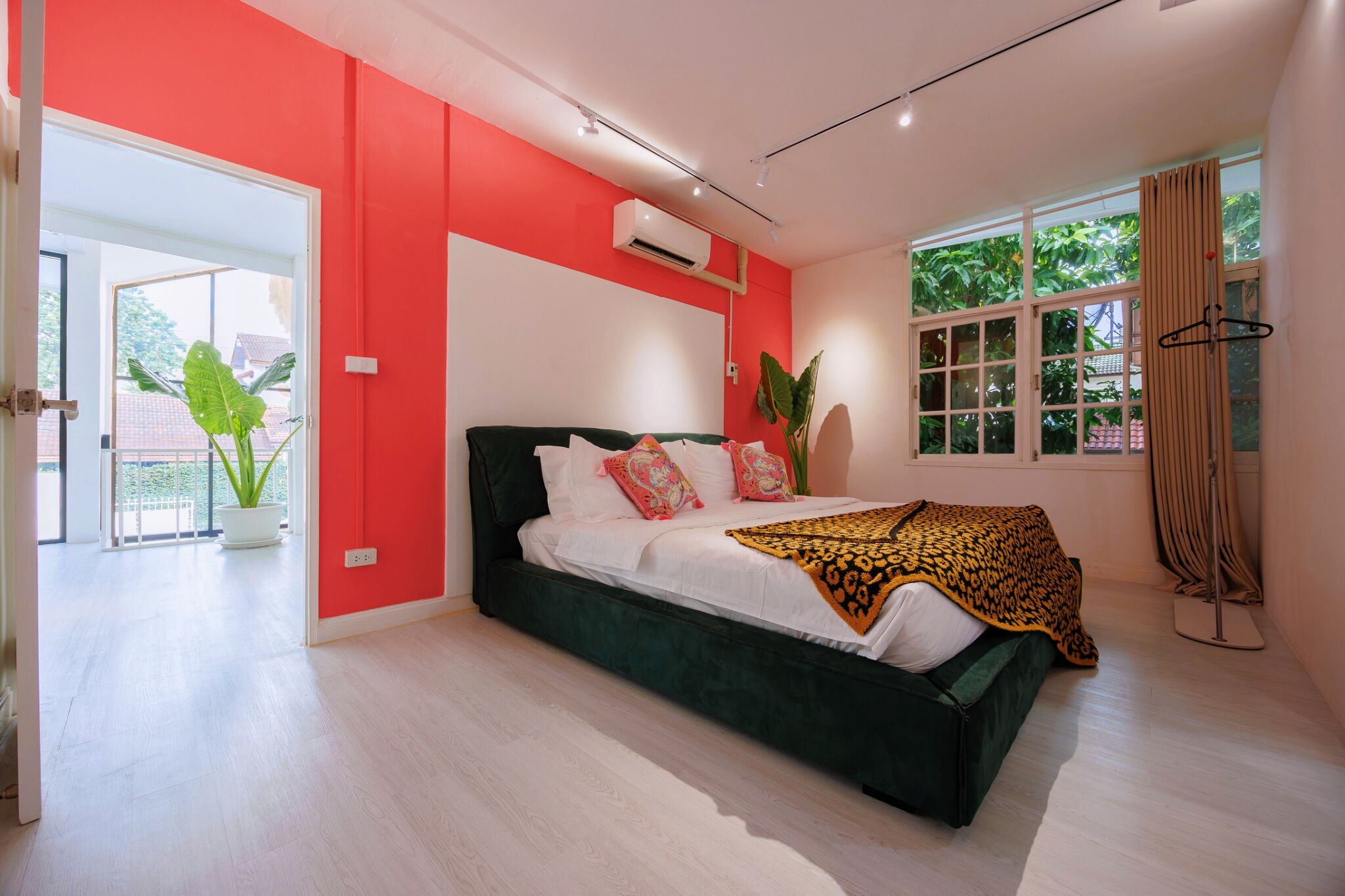 7 室のベッドルーム、アイロン / アイロン台、WiFi