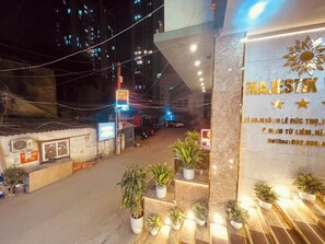 Bagian depan properti