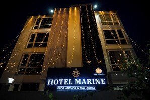 A hotel named 'Hotel Marine' with a sign indicating it's a Road, Tourism Unit. - Hotel Marine (Varanasi)