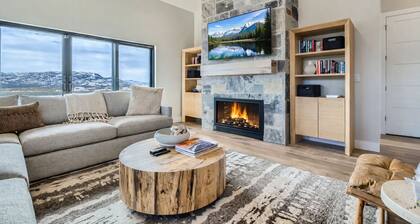 Deer Valley Mountain Luxury At Jordanelle! 893 4 Bedroom Townhouse