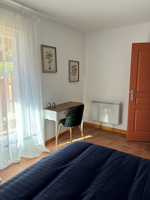 3 chambres, fer et planche Ă repasser, lit parapluie, Wi-Fi gratuit
