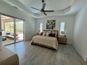 4 habitaciones, tabla de planchar con plancha, wifi y ropa de cama 