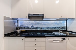 Fridge, microwave, oven, dishwasher