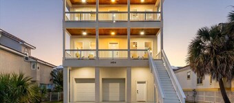 "Surf and Sound" New Listing! Luxury Home! Elevator, Pool, Kayak/Paddleboard